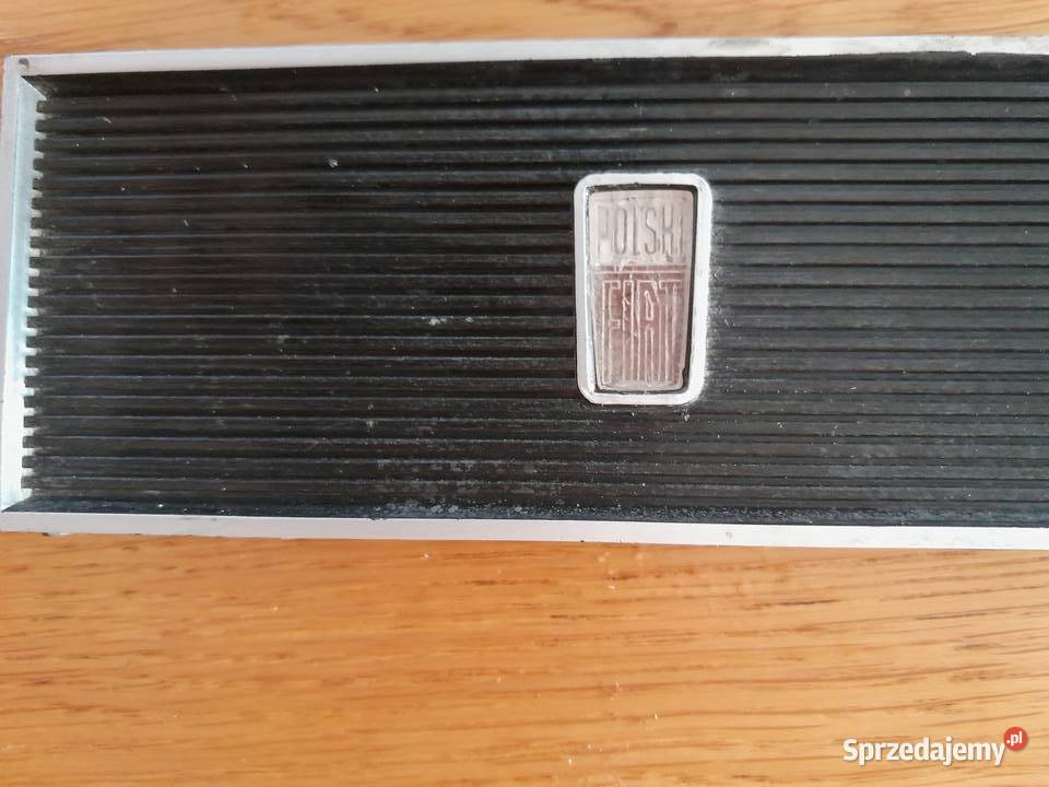 Fiat 125p zaślepka radia Rok produkcji 1977