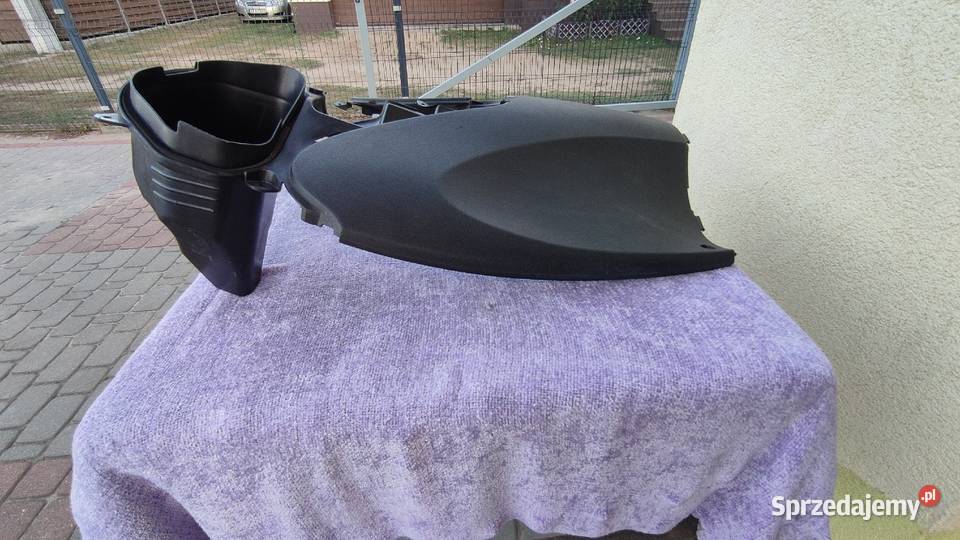 Kokpit tunel wypełnienie wewnętrzne Honda SH 300 Księżyno