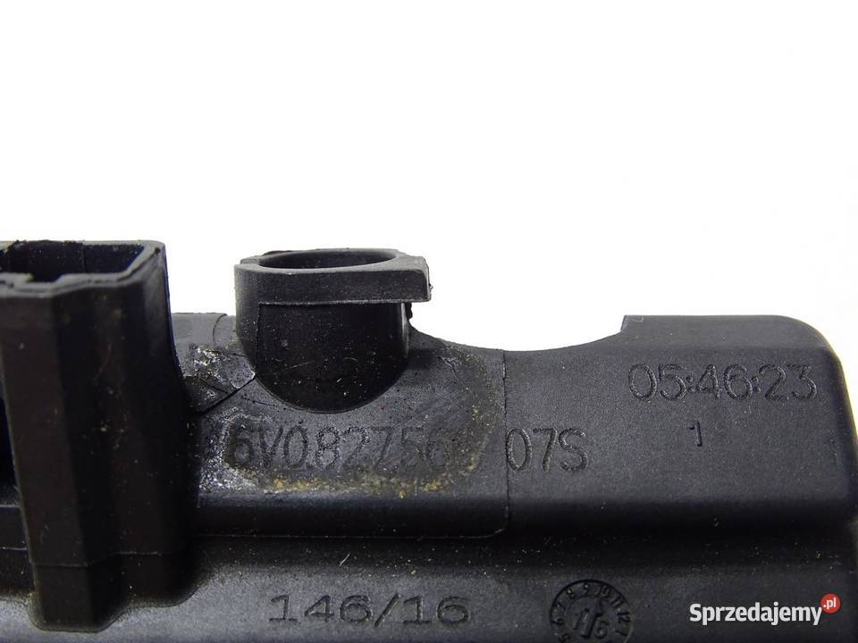 KLAMKA KLAPY BAGAŻNIKA MIKROSTYK 6V0827566 SKODA sprzedam