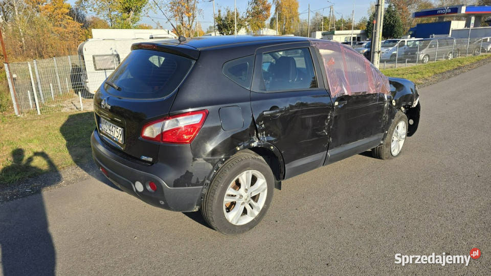 Nissan Qashqai Uszkodzony Bok Jeżdżący I Karczew sprzedam