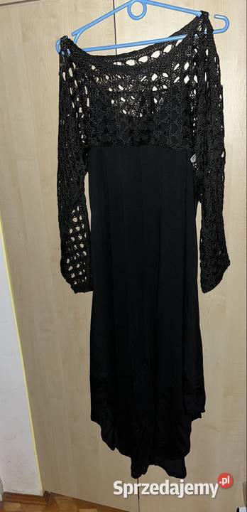 Sukienka XXL ażur Na szelkach  Nisko