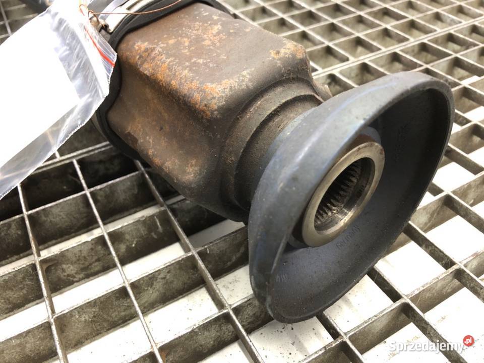 PÓŁOŚ PRAWY PRZÓD AUDI TT 8S 25 400 PRZEGUB sprzedam