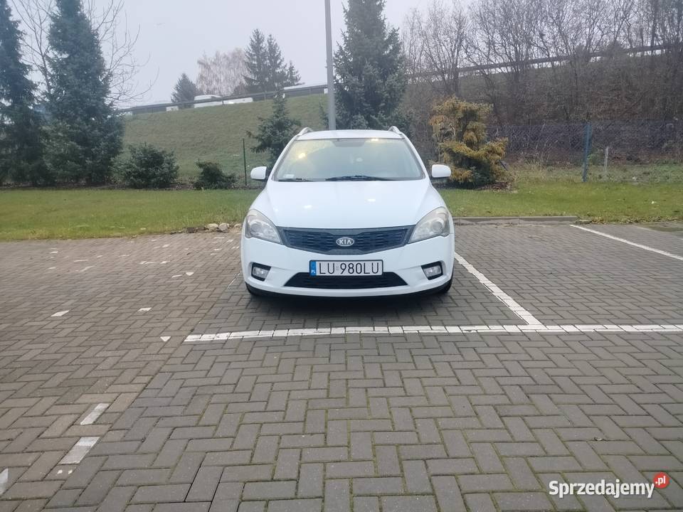 Kia Ceed 16 crdi z 2011 roku o mocy 90 z manualna Lublin sprzedam