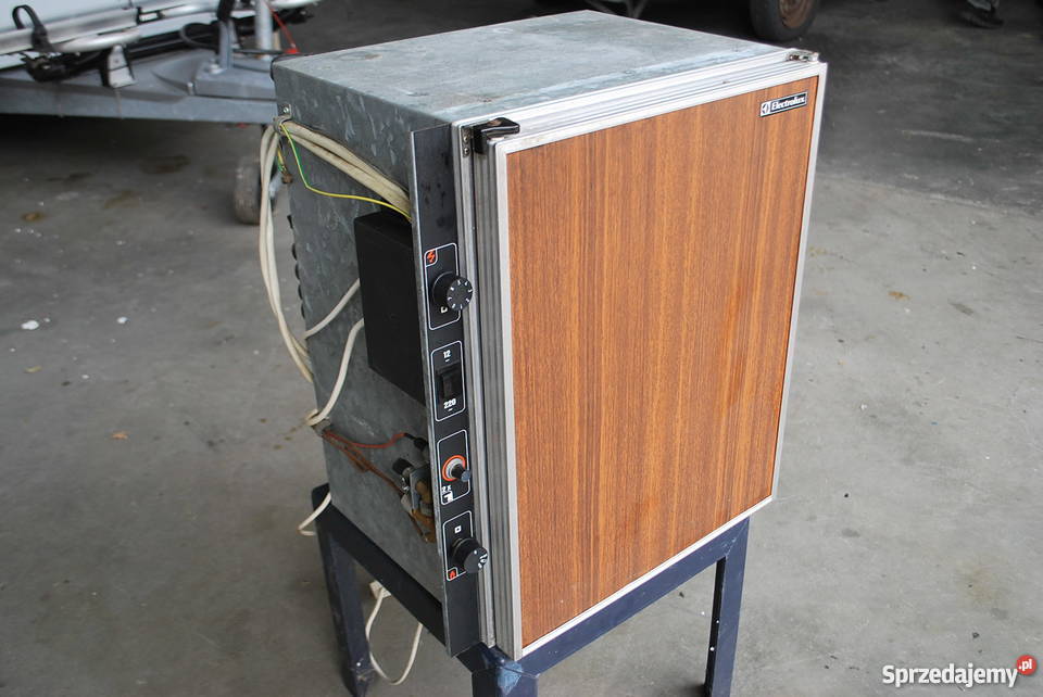 MAŁA LODÓWKA ELECTROLUX 12V 220V GAS DO KAMPERA