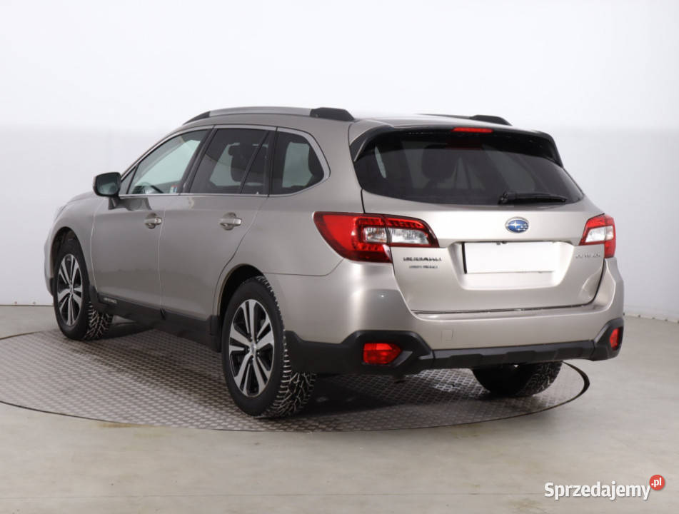 Subaru Outback 25 i światła przeciwmgielne Piaseczno