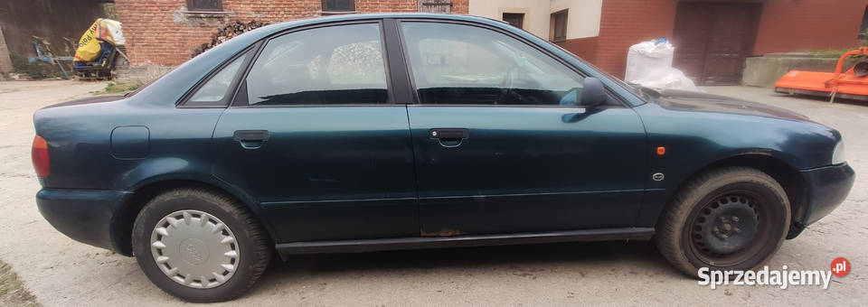 Audi A4 B5 16 LPG Markowa sprzedam