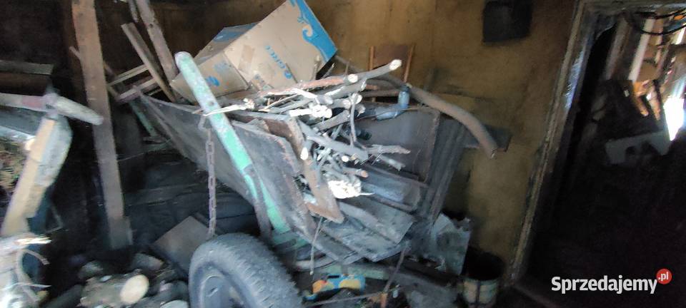 mam do sprzedania trzy wozy rolnicze Przecieszyn