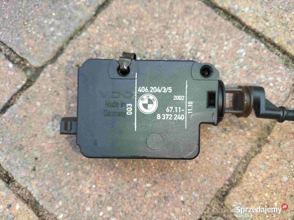 Siłownik z blokadą pokrywy wlewu paliwa BMW E46 śląskie sprzedam