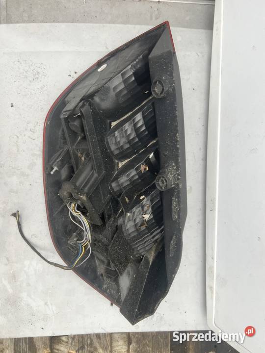 Lampa tył lewa Renault Scenic II osobowe Ostrzeszów