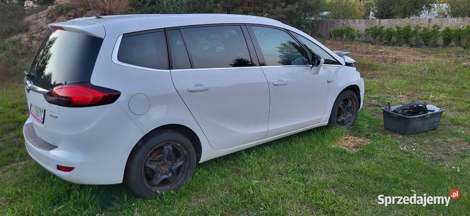 Opel Zafira C Tourer 20 CDTI 129 ecoFLEX Samochody osobowe Pęckowo sprzedam