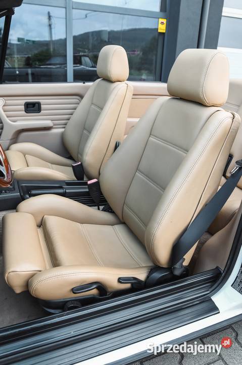 BMW E30 325i Cabrio znakomity stan Rok produkcji 1990 Seria 3 Rybarzowice