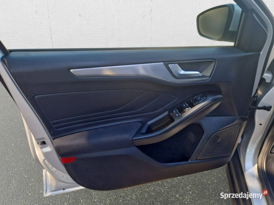 Ford Focus 10 EcoBoost Titanium X Z Polskiego podgrzewane fotele Warszawa