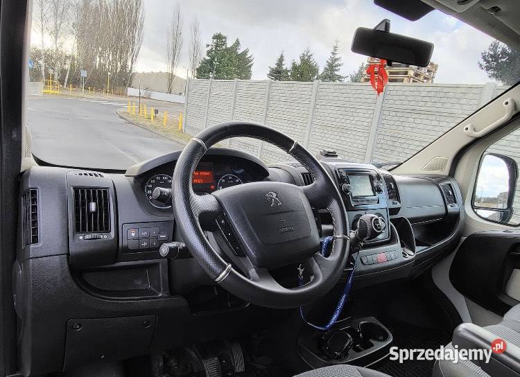 Peugeot Boxer 9 os gniazdo USB