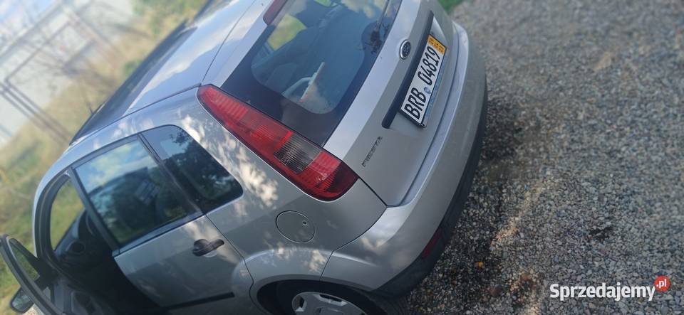 Ford Focus 2007 14 benzyna stan Focus