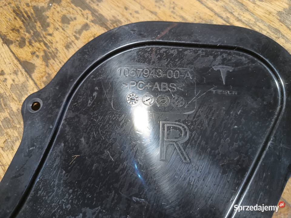 Tesla Model S klamka drzwi tylne prawe Rok produkcji 2019 Jaworzno