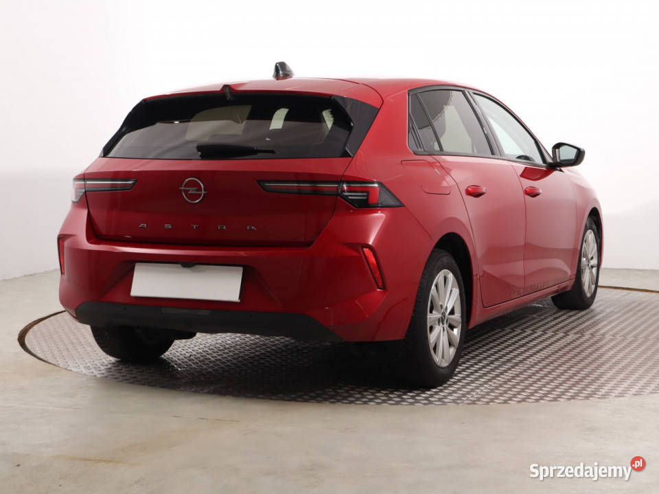 Opel Astra 12 Turbo