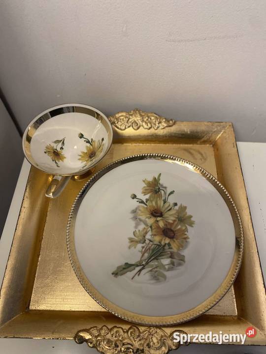 duo śniadaniowe porcelanowe z sygnatura kwiatem Porcelana i szkło