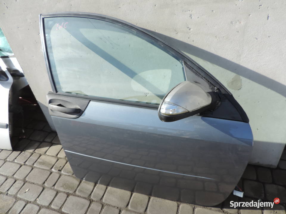 DRZWI PRAWE PRZEDNIE PRZÓD SMART FORFOUR 453 EB4