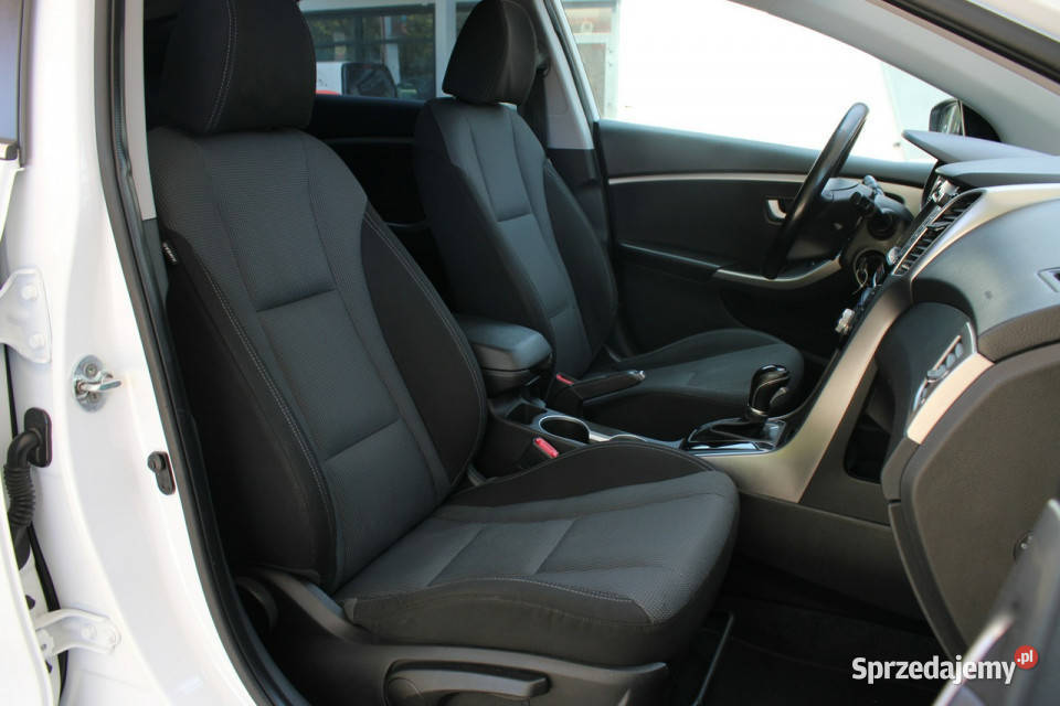 Hyundai i30 BezwypadkowyBogata wersja ABS Gliwice sprzedam