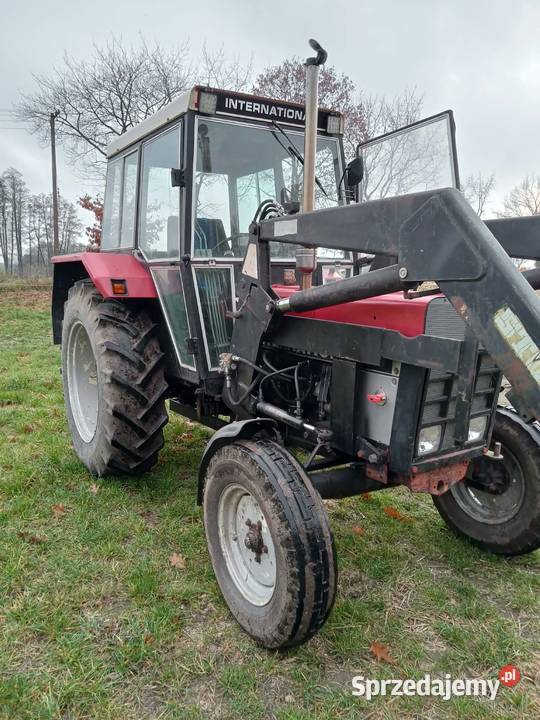 Ciągnik rolniczy Case IH 744 Zakrzewska Osada