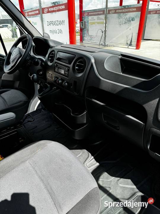 Renault Master 23D 165 9 Europalet z windą 2019r dolnośląskie Dobroszyce