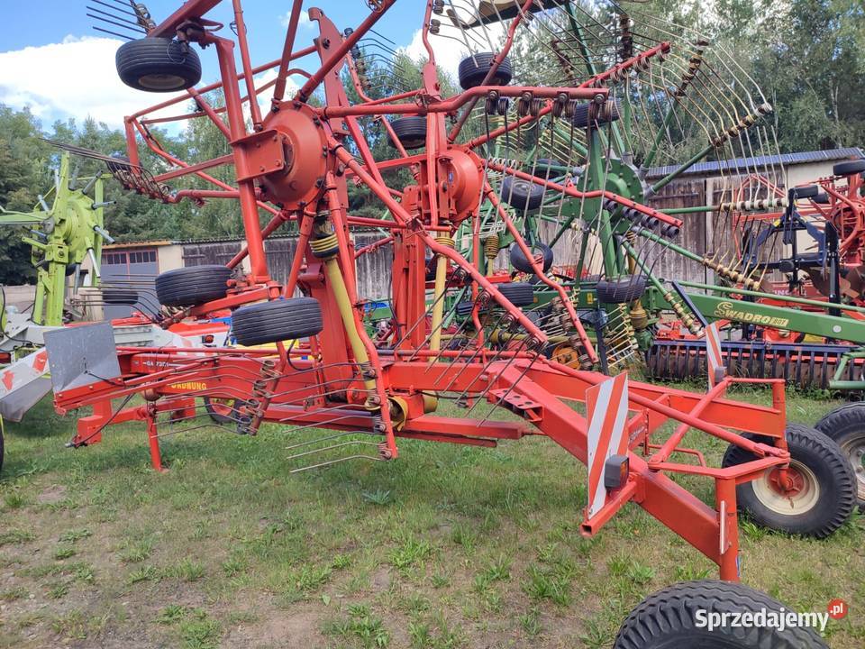 Zgrabiarka 2 karuzelowa KUHN GA 7301 do środka Przemęt