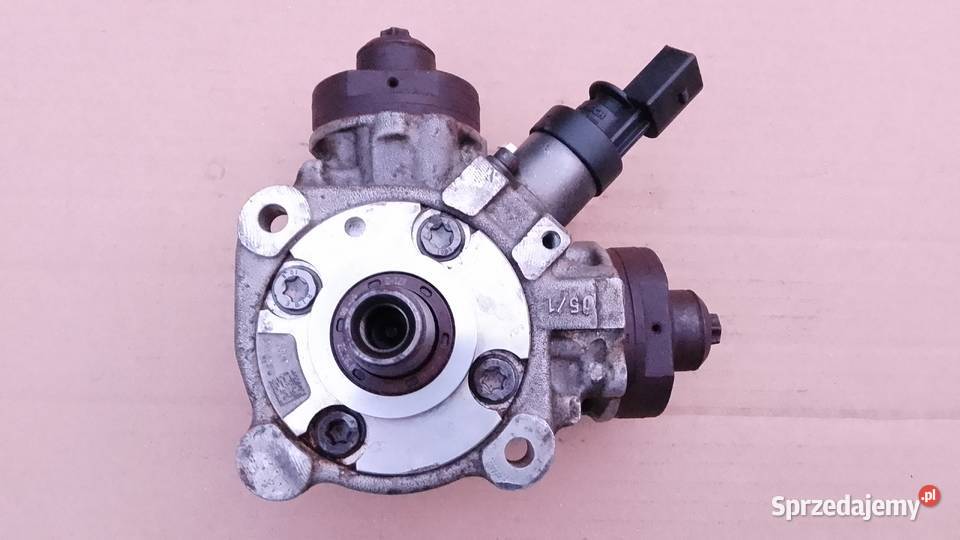 Pompa wtryskowa 30D BMW 7 F01 F02 F10 F11 F30 Koszalin
