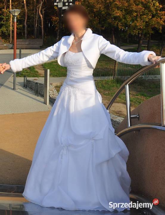 Piękna biała Suknia ślubna z trenem r3436 Kraków