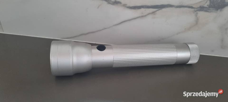 Latarka aluminiowa duża