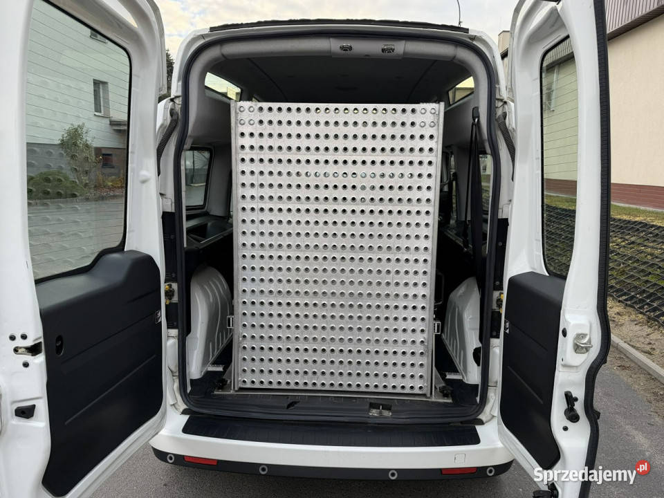 Fiat Doblo Fiat Doblo 16 Diesel 120 ABS Gostyń