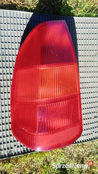 Mitsubishi space star 13 2000 tylnia lampa Lewa 80KM mazowieckie Wołomin