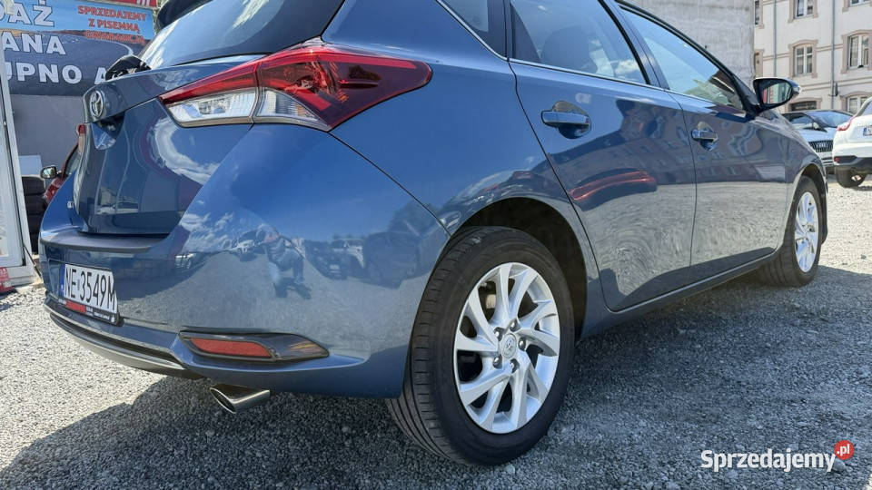 Toyota Auris Benzyna Zarejestrowany Ubezpieczony wielofunkcyjna kierownica Elbląg