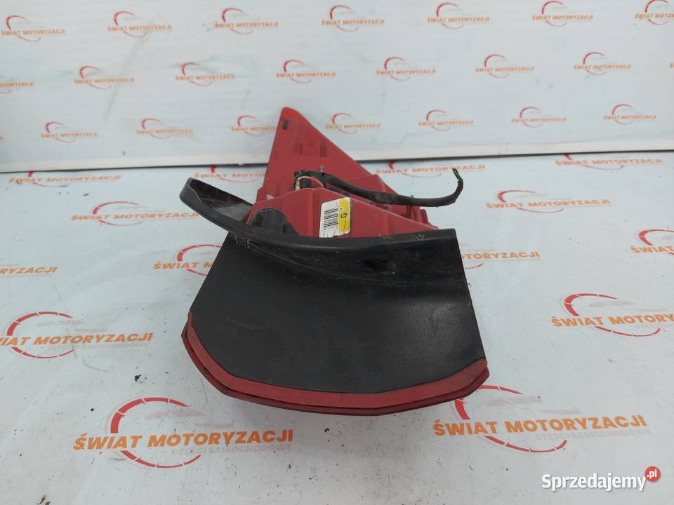 KIA SPORTAGE III 12r lampa lewa tył osobowe