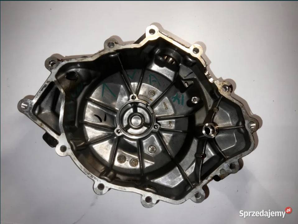 Pokrywa sprzęgła BMW F900R 2021r K83 Ostrów Wielkopolski