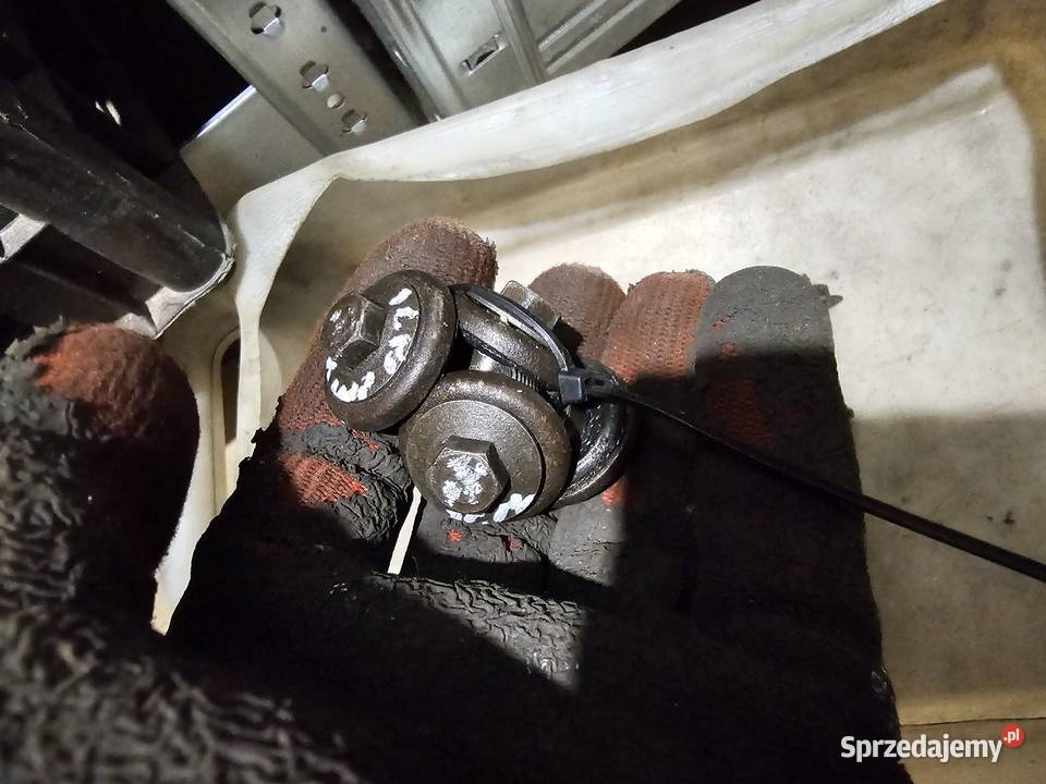 Kawasaki klr 650 600 śruby śrubki pokrywy Jelenia Góra sprzedam