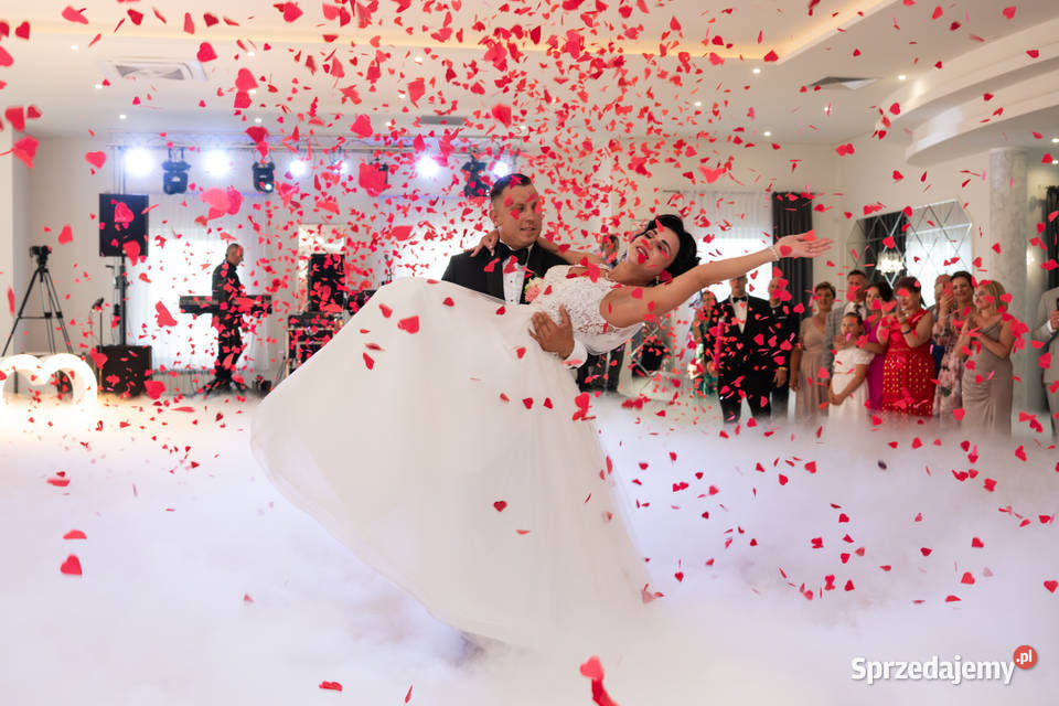 Fotograf kamerzysta ślubny wideofilmowanie Usługi foto i video Brodnica