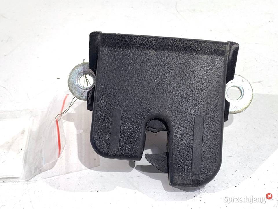 ZAMEK KLAPY TYŁ VW GOLF VII Hatchback 5G6827505C