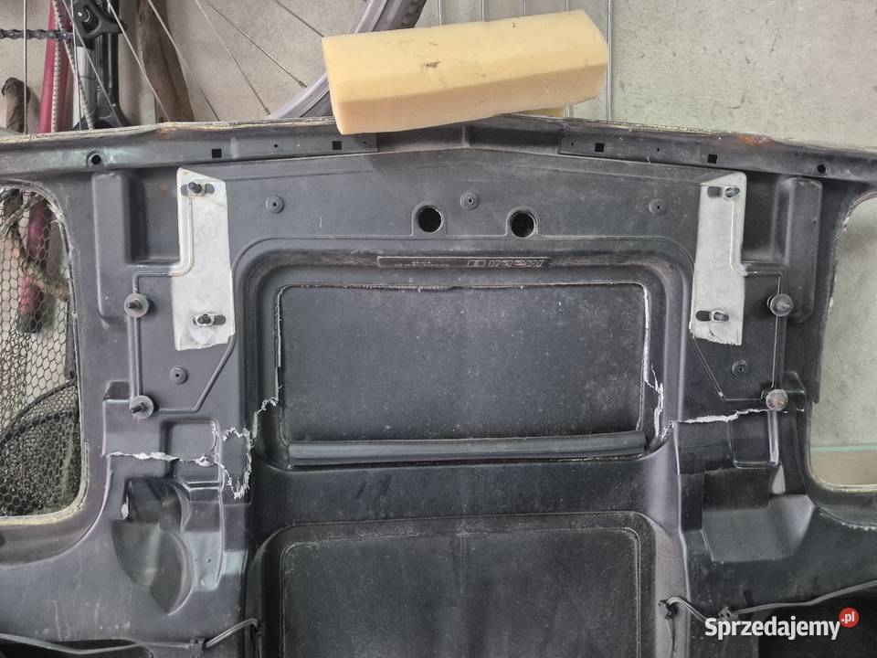 Maska Corvette C4 Lift LT1 9496 uszkodzona