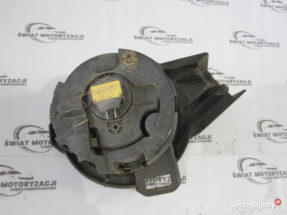 NISSAN JUKE I 13r halogen lewy 26915BA61A