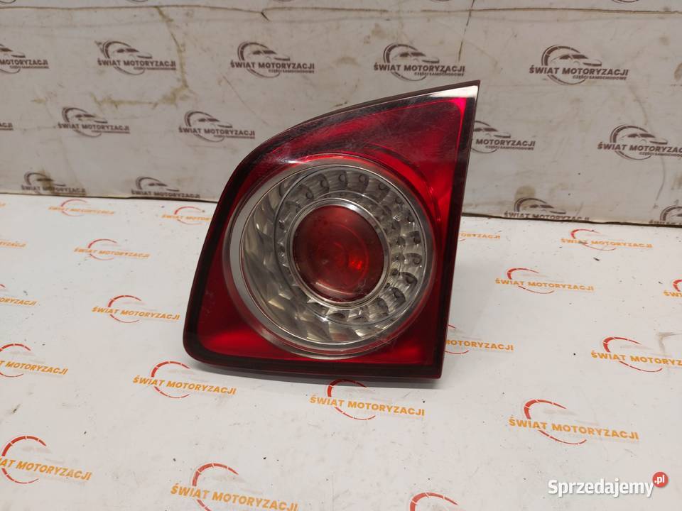 VW GOLF V PLUS 06r lampa prawa tył w klapę Kielce