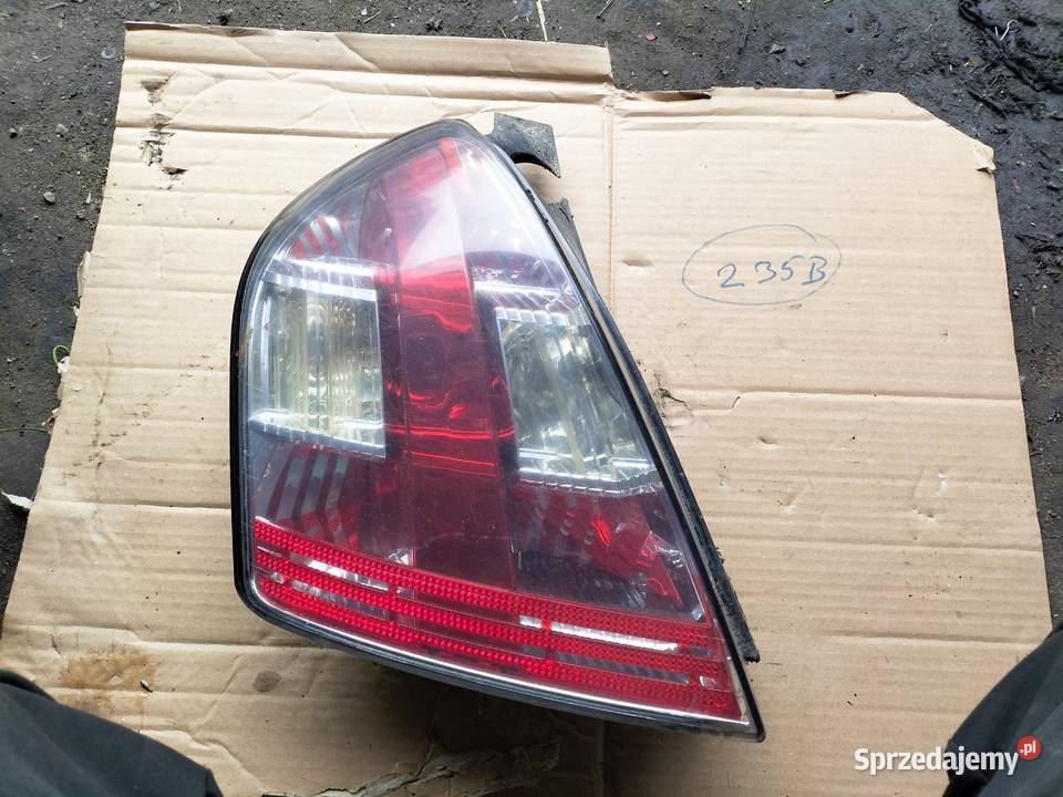 FIAT STILO LAMPA TYŁ TYLNA LEWA WKŁAD LAMPY lewe