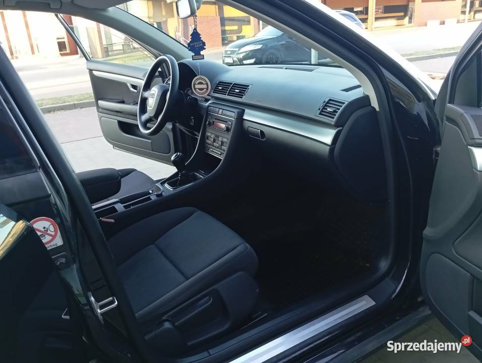 AUDI A4 16 MPI STAN 1 WŁAŚĆ 160 PRZEBIEG relingi dachowe