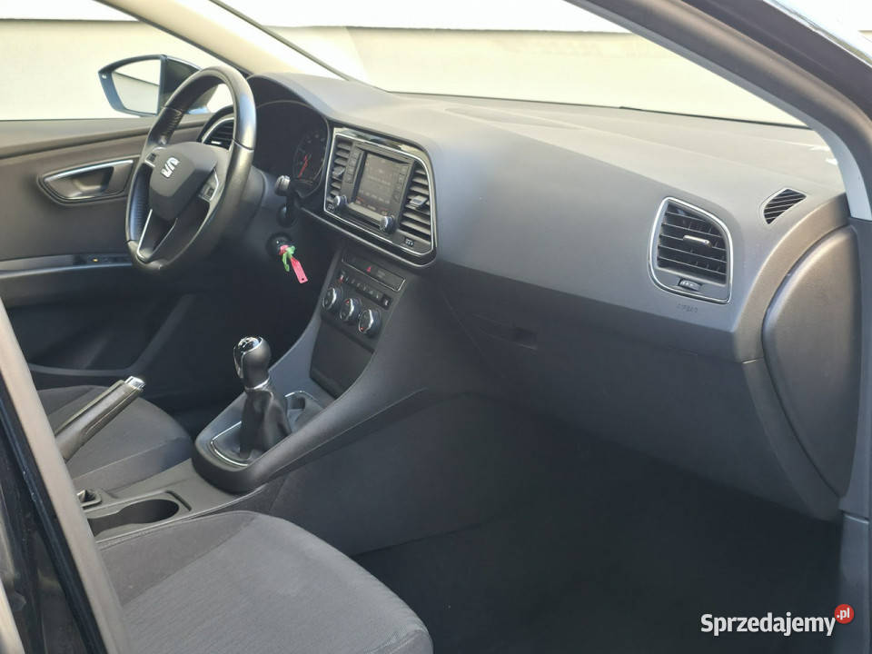 Seat Leon 14 Benzyna Serwisowany Gwarancja VAT marża sprzedam