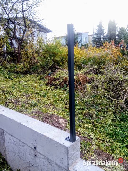 Słupek ogrodzeniowy z stopą mocującą 150 Białystok