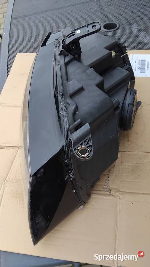 Audi A5 8T0 BiXENON skrętny LED ORG KPL osobowe Mielec