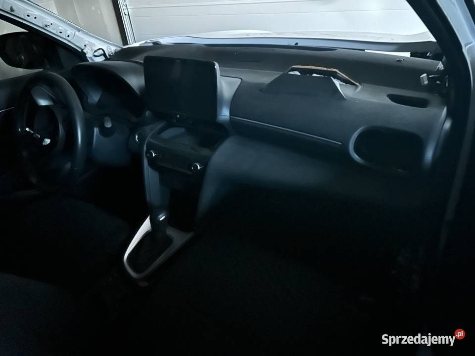 Toyota Yaris cross deska poduszki kurtyny pasy Motoryzacja podkarpackie Mielec