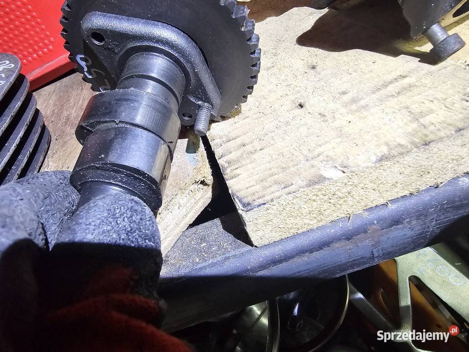 Suzuki DR 250 wałek rozrządu dr250 gn gn250