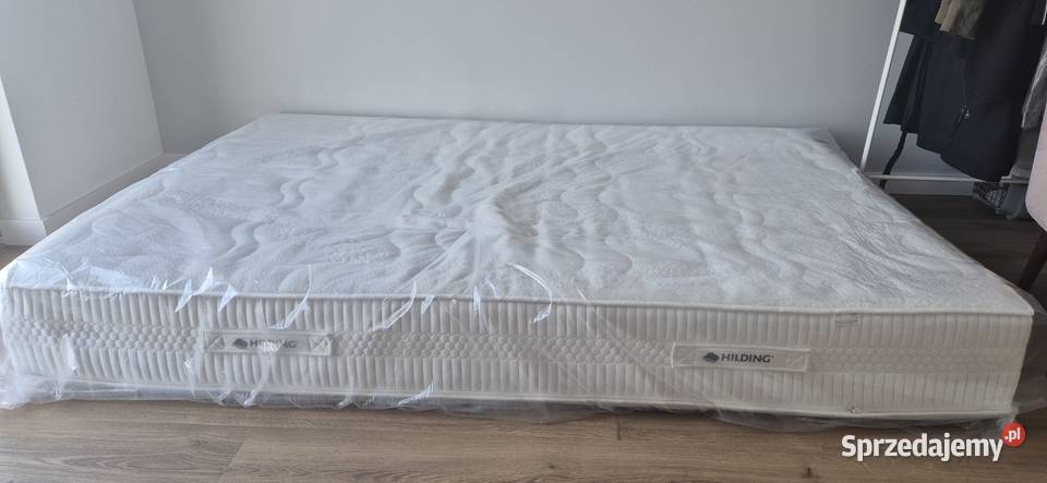 Materac o wym 140x200x25 wygodny Kielce
