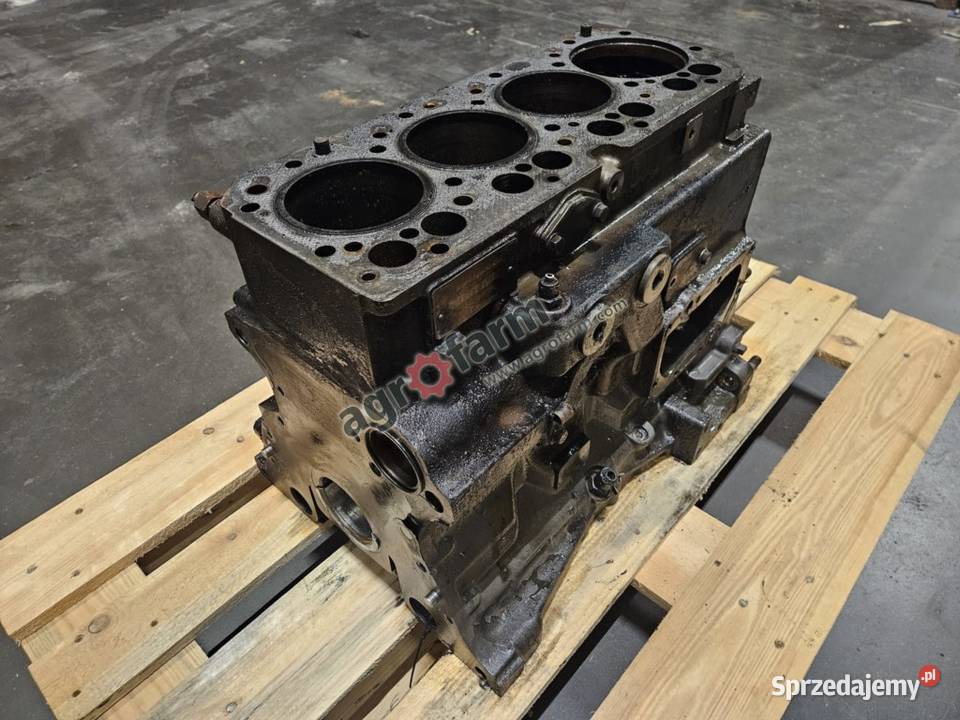 Blok silnika Claas Arion 540 Byków