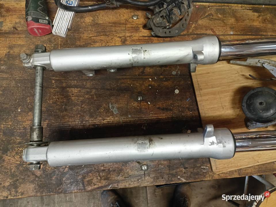 Suzuki GS 500 lagi zawieszenie